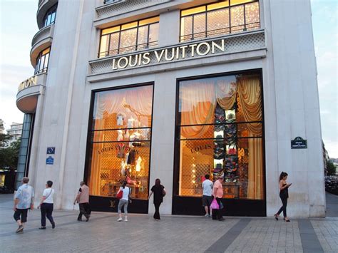 buy lv in paris|louis vuitton stores paris.